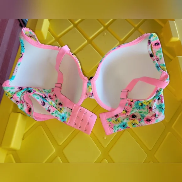 Victoria's Secret Pastel Floral Bra with Pink Accents - Picture 3 of 4